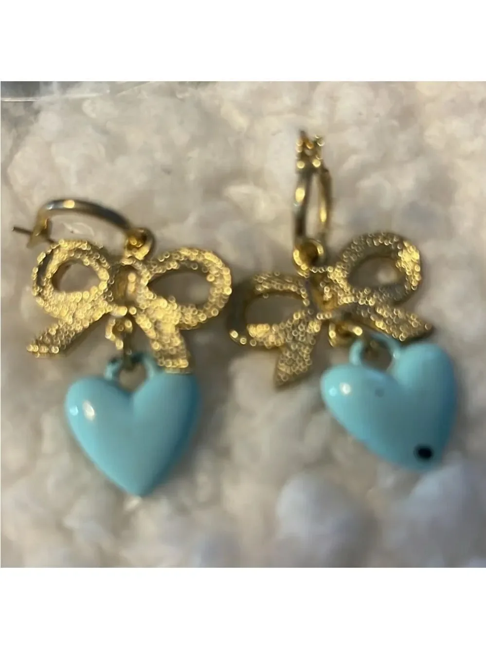 Juicy Couture pretty feminine earrings beautiful color